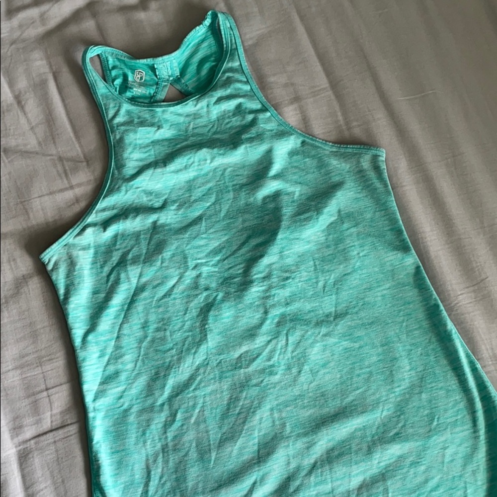 Born primitive “edge” tank